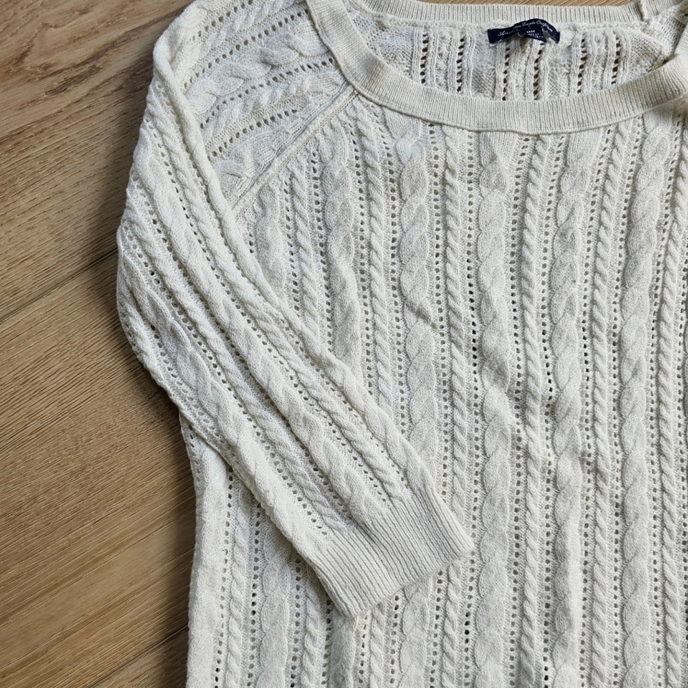 American Eagle Sweater